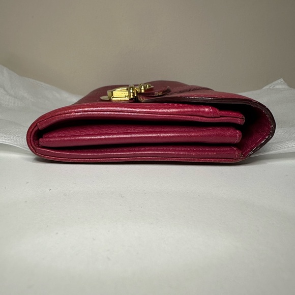 Authentic Louis Vuitton wallet - Picture 4 of 10